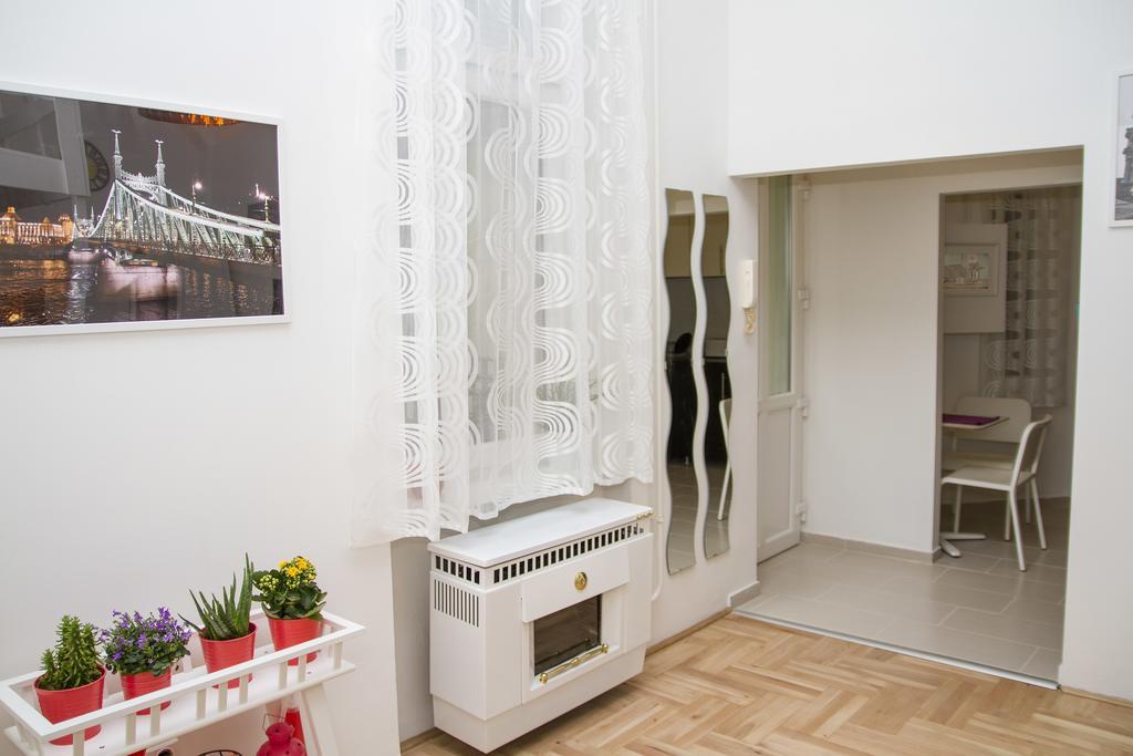 Lovag Apartman Apartment Budapest Bagian luar foto