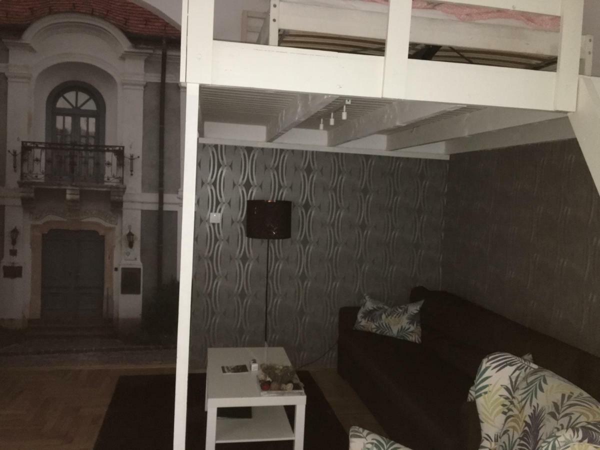 Lovag Apartman Apartment Budapest Bagian luar foto